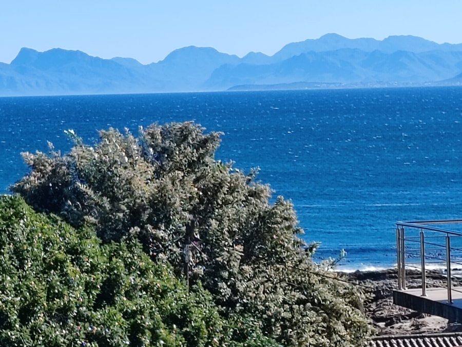 3 Bedroom Property for Sale in De Kelders Western Cape